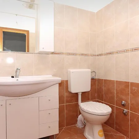 Holiday home 10 Bedroom Beautiful In *