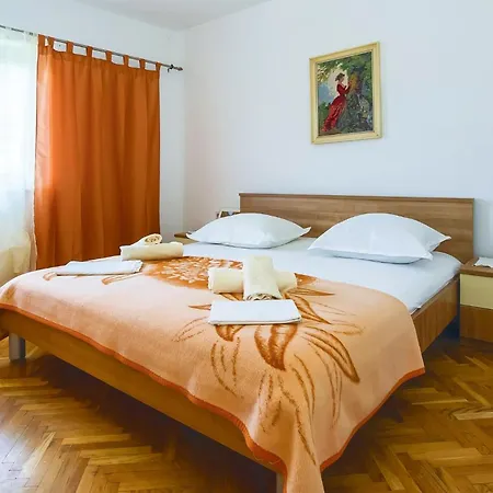 10 Bedroom Beautiful In Kucice