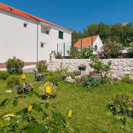 10 Bedroom Beautiful In