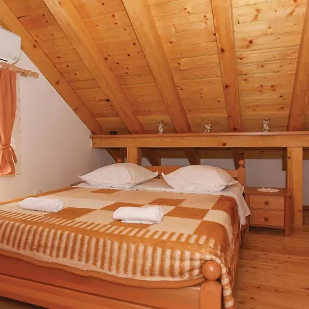 Stunning In Ferienhaus